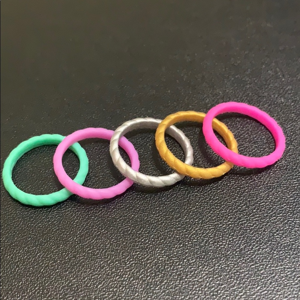 Women’s Rubber Rings - Picture 3 of 3